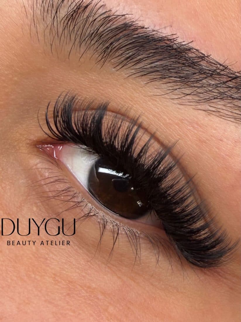 Wimpernverlängerung bei DUYGU Beauty Atelier